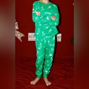 Kids Green Holiday Pajama Set wondershop